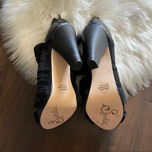 Seychelles Vulture Open Toe Suede Sandals - Picture 5 of 8